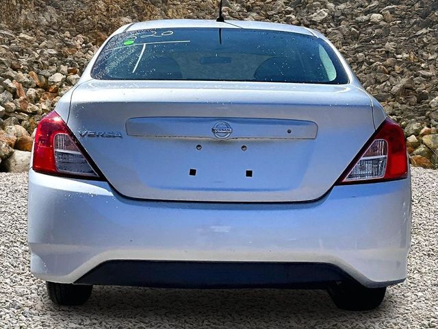 2018 Nissan Versa S