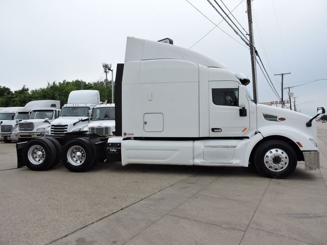 2018 Peterbilt 579 Sleeper