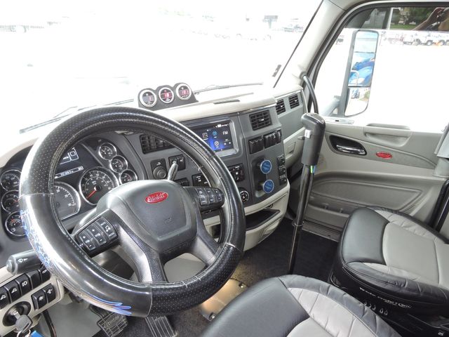 2018 Peterbilt 579 Sleeper