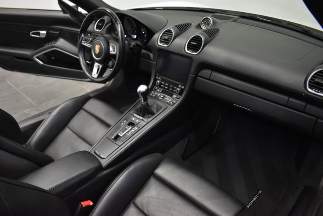 2018 Porsche 718 Boxster GTS 2018 Porsche 718 Boxster GTS