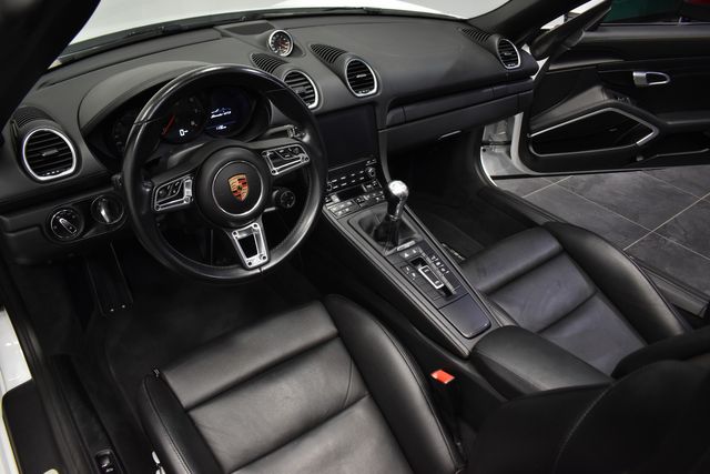 2018 Porsche 718 Boxster GTS 2018 Porsche 718 Boxster GTS