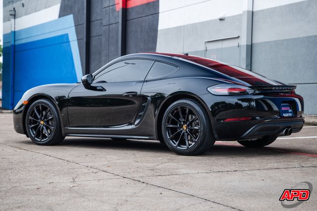 2018 Porsche 718 Cayman 2018 Porsche 718 Cayman