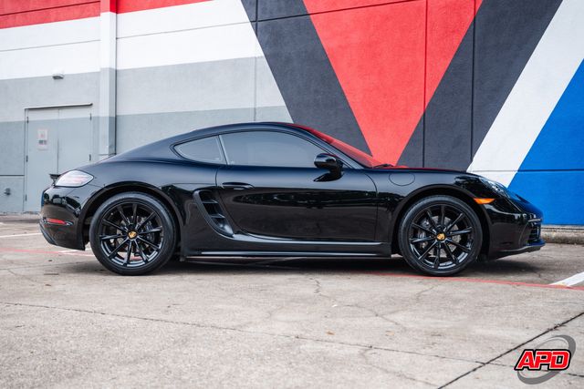 2018 Porsche 718 Cayman 2018 Porsche 718 Cayman