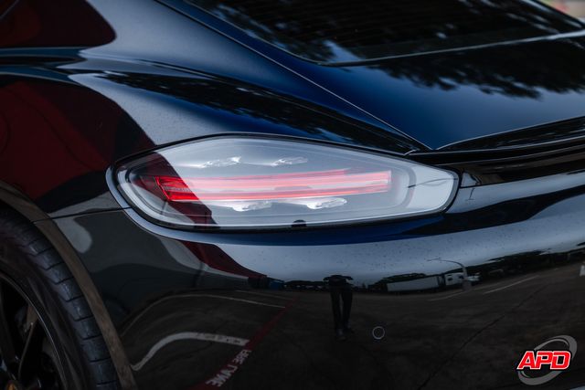 2018 Porsche 718 Cayman 2018 Porsche 718 Cayman