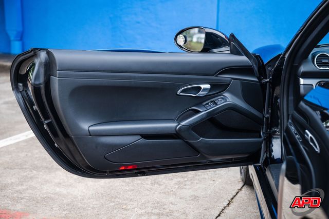 2018 Porsche 718 Cayman 2018 Porsche 718 Cayman
