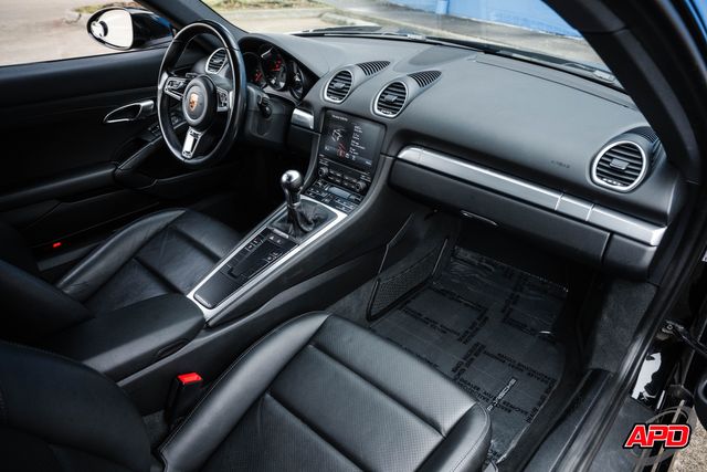 2018 Porsche 718 Cayman 2018 Porsche 718 Cayman