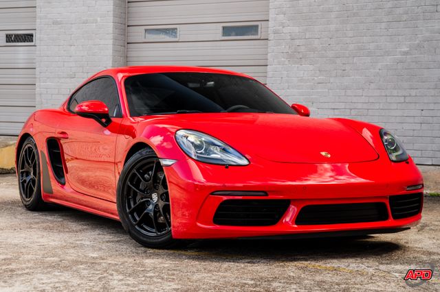 2018 Porsche 718 Cayman 2018 Porsche 718 Cayman