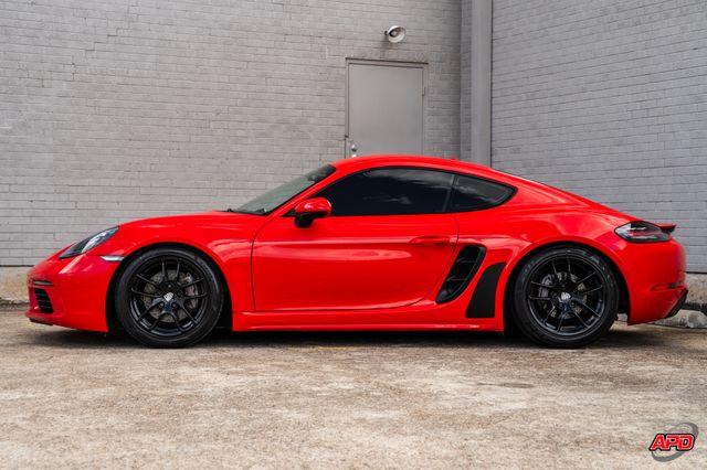 2018 Porsche 718 Cayman 2018 Porsche 718 Cayman