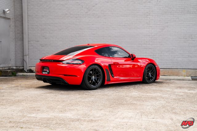 2018 Porsche 718 Cayman 2018 Porsche 718 Cayman