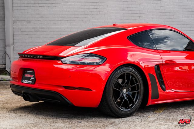 2018 Porsche 718 Cayman 