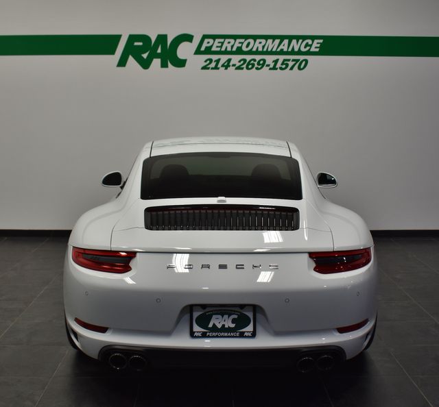 2018 Porsche 911 Carrera 2018 Porsche 911 Carrera