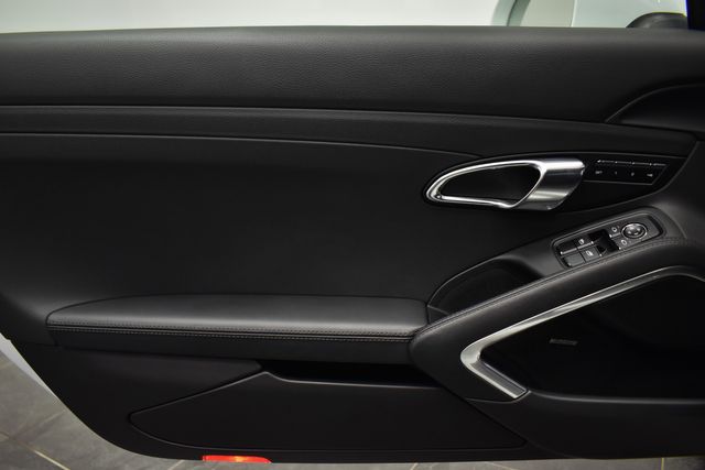 2018 Porsche 911 Carrera