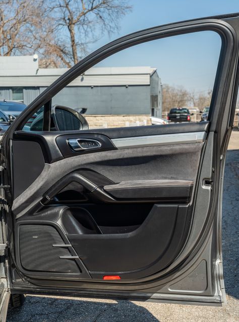 2018 Porsche Cayenne GTS | Austin, TX | Rocky Mountain Truck Stop Austin 2018 Porsche Cayenne GTS | Austin, TX | Rocky Mountain Truck Stop Austin