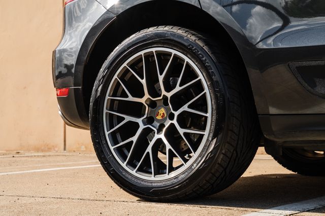 2018 Porsche Macan  | Addison, TX | Apex Auto Sports