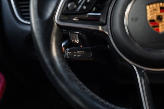 2018 Porsche Macan  | Addison, TX | Apex Auto Sports