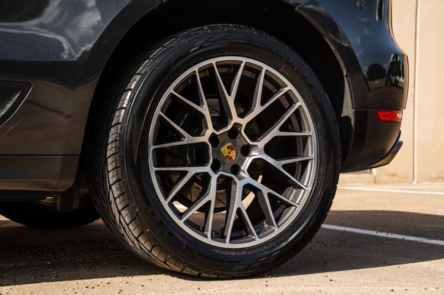 2018 Porsche Macan  | Addison, TX | Apex Auto Sports