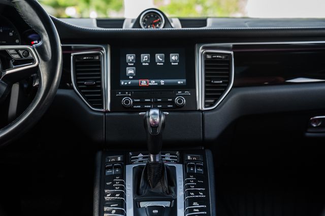 2018 Porsche Macan | Addison, TX | Apex Auto Sports 2018 Porsche Macan | Addison, TX | Apex Auto Sports