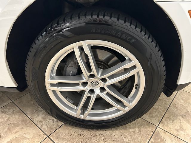 2018 Porsche Macan Base