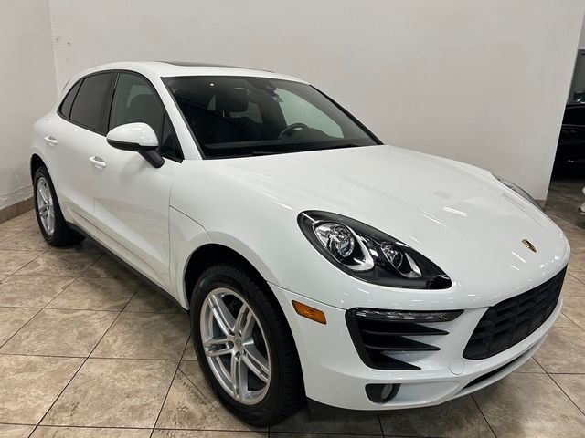 2018 Porsche Macan Base