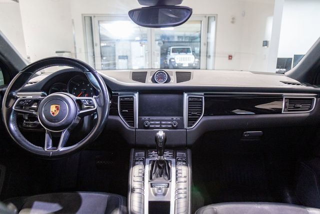 2018 Porsche Macan Sport Edition