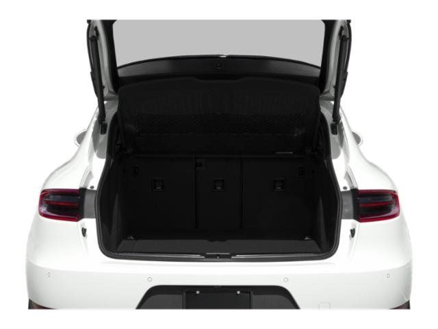 2018 Porsche Macan Premium AWD