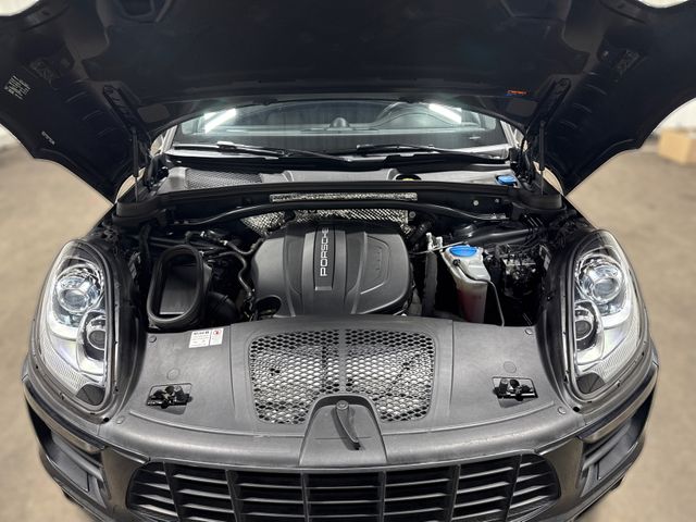 2018 Porsche MACAN Base 2018 Porsche MACAN Base