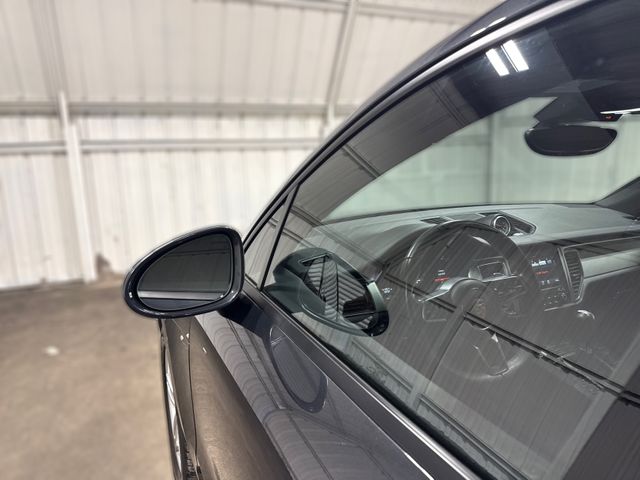 2018 Porsche MACAN Base 2018 Porsche MACAN Base