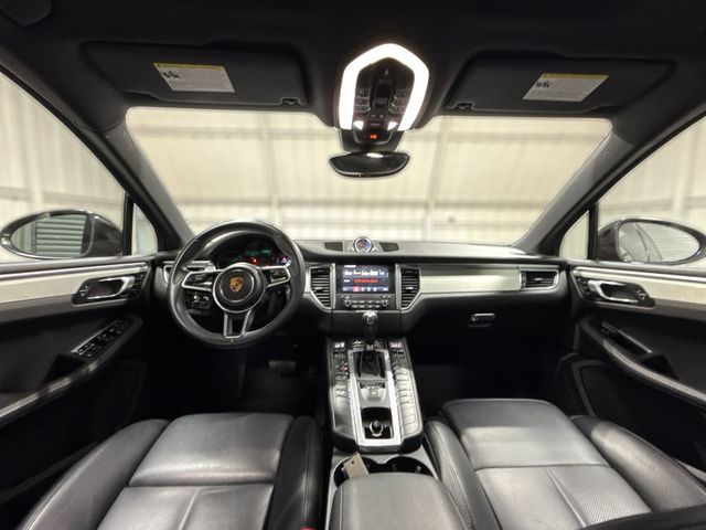 2018 Porsche MACAN Base 2018 Porsche MACAN Base