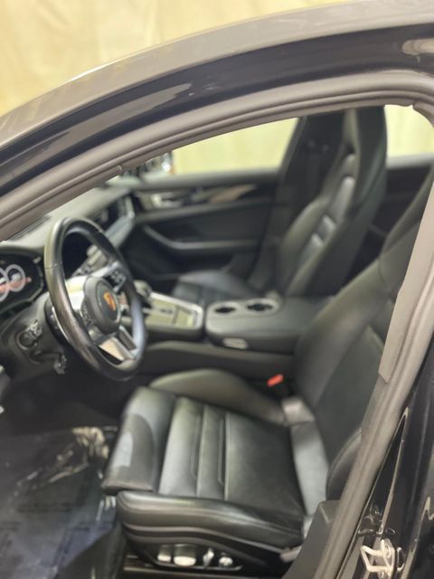 2018 Porsche Panamera Base | Burbank, California | MDK International 2018 Porsche Panamera Base | Burbank, California | MDK International