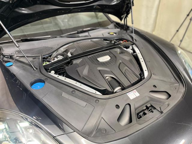 2018 Porsche Panamera Base | Burbank, California | MDK International 2018 Porsche Panamera Base | Burbank, California | MDK International