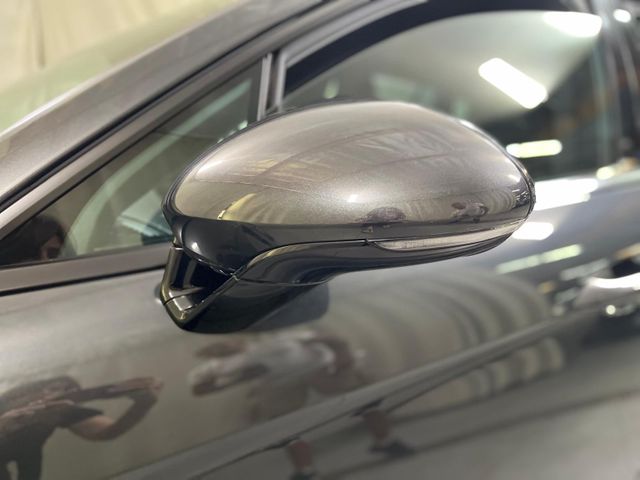 2018 Porsche Panamera Base | Burbank, California | MDK International 2018 Porsche Panamera Base | Burbank, California | MDK International