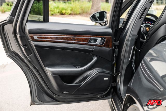 2018 Porsche Panamera 4S Sport Turismo 2018 Porsche Panamera 4S Sport Turismo
