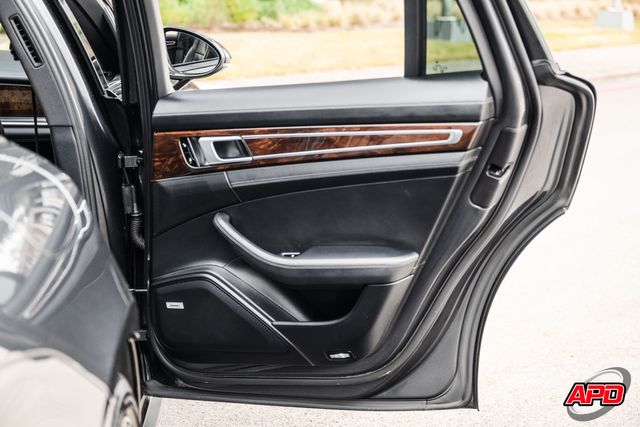 2018 Porsche Panamera 4S Sport Turismo 2018 Porsche Panamera 4S Sport Turismo