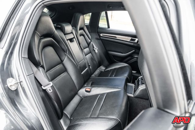 2018 Porsche Panamera 4S Sport Turismo 2018 Porsche Panamera 4S Sport Turismo