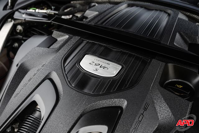 2018 Porsche Panamera 4S Sport Turismo 2018 Porsche Panamera 4S Sport Turismo