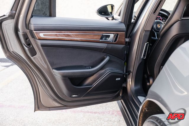 2018 Porsche Panamera 4S Sport Turismo 2018 Porsche Panamera 4S Sport Turismo