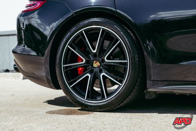 2018 Porsche Panamera Turbo Sport Turismo 2018 Porsche Panamera Turbo Sport Turismo