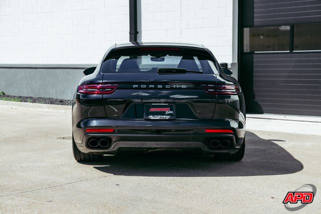2018 Porsche Panamera Turbo Sport Turismo