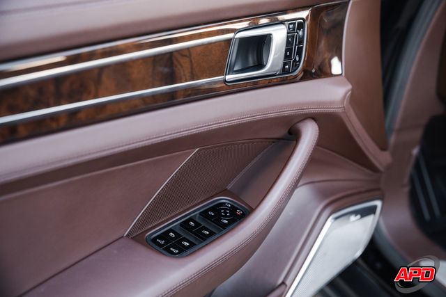 2018 Porsche Panamera Turbo Sport Turismo 2018 Porsche Panamera Turbo Sport Turismo