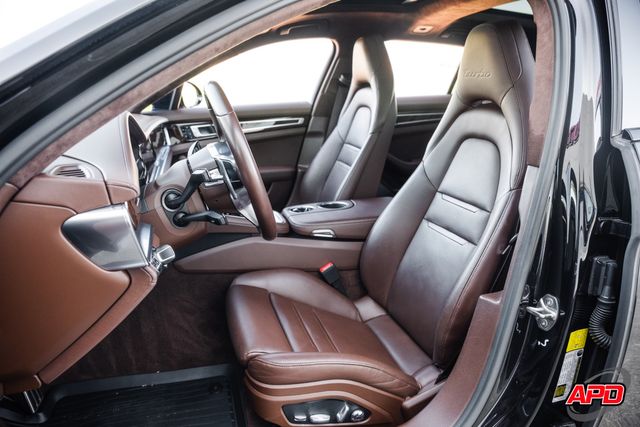 2018 Porsche Panamera Turbo Sport Turismo