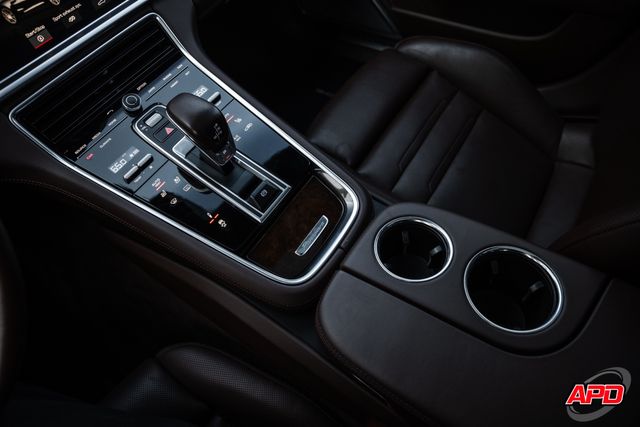 2018 Porsche Panamera Turbo Sport Turismo