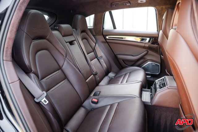 2018 Porsche Panamera Turbo Sport Turismo