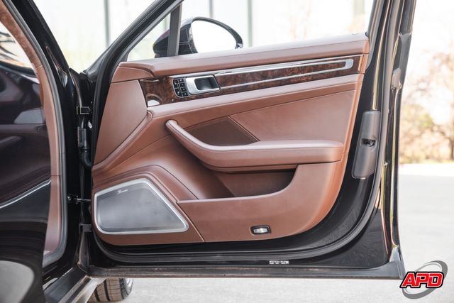 2018 Porsche Panamera Turbo Sport Turismo