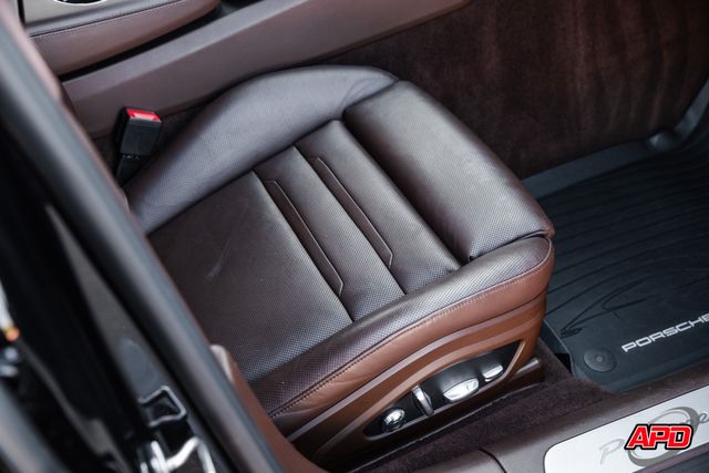 2018 Porsche Panamera Turbo Sport Turismo