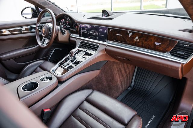 2018 Porsche Panamera Turbo Sport Turismo