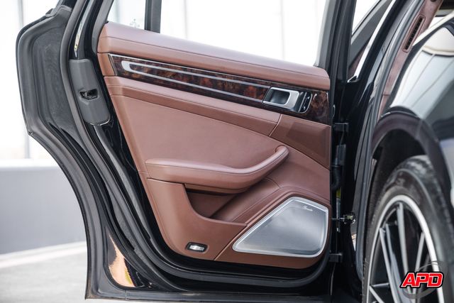 2018 Porsche Panamera Turbo Sport Turismo 2018 Porsche Panamera Turbo Sport Turismo