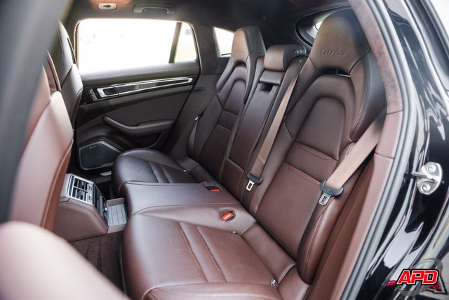 2018 Porsche Panamera Turbo Sport Turismo 2018 Porsche Panamera Turbo Sport Turismo