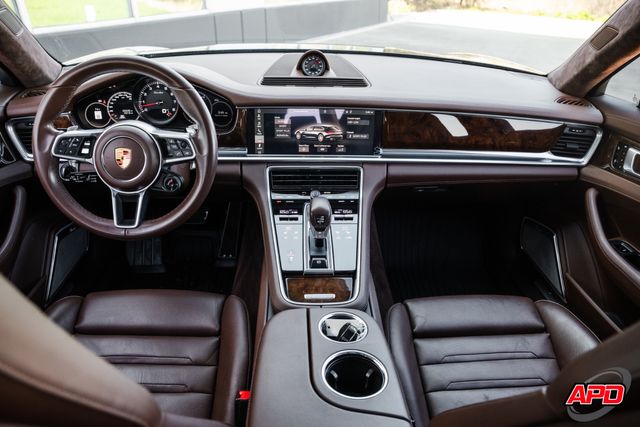 2018 Porsche Panamera Turbo Sport Turismo 2018 Porsche Panamera Turbo Sport Turismo