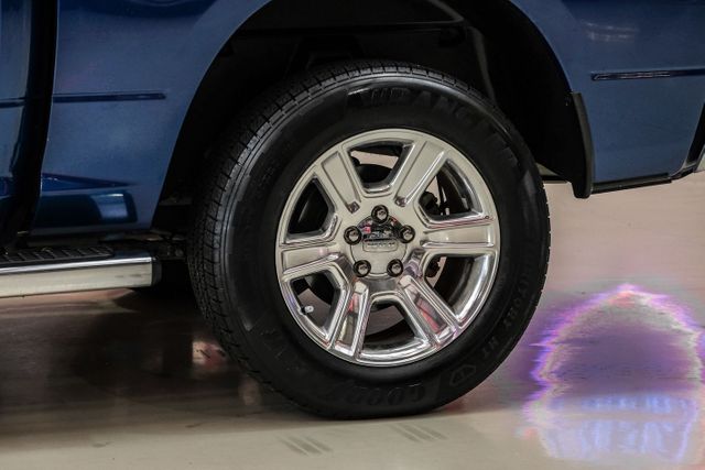 2018 Ram 1500 Lone Star Silver | Addison, TX | Mr Car Guys