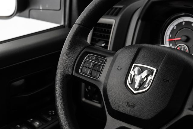 2018 Ram 1500 Express CrewCab 4WD HEMI